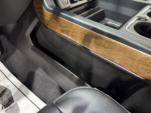 Used 2018 Chevrolet Silverado 1500 LTZ w/ LTZ Plus Package image 40