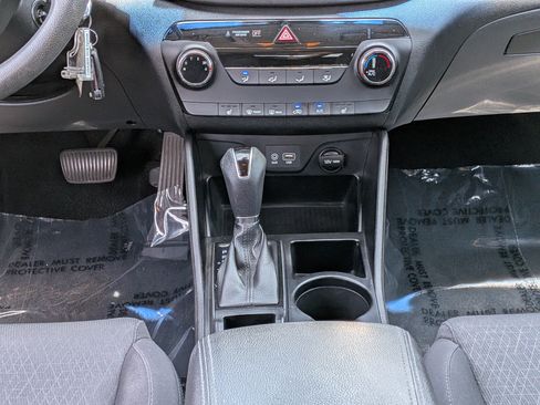 Used 2018 Hyundai Tucson SEL FWD image 19
