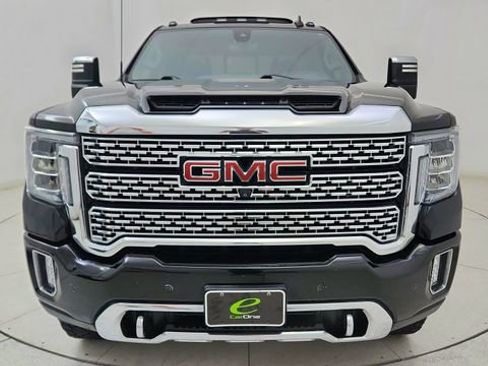 Used 2020 GMC Sierra 3500 Denali w/ Denali Ultimate Package image 2