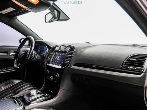 Used 2021 Chrysler 300 S RWD image 11