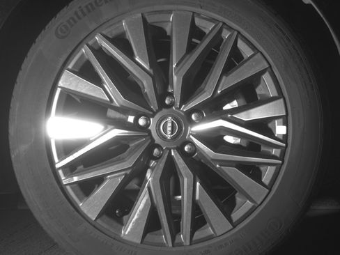 Used 2025 Nissan Altima 2.5 SV image 13