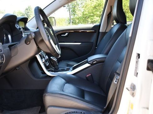 Used 2016 Volvo XC70 T5 Platinum AWD/4WD image 13