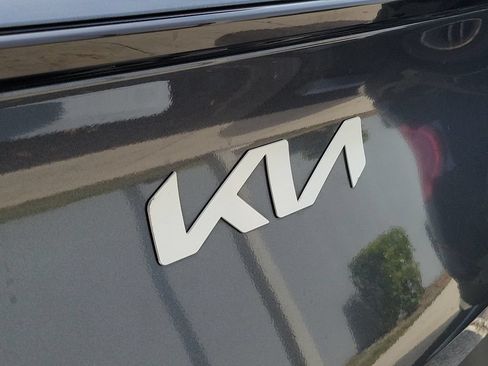 Certified 2024 Kia Sportage EX FWD image 9