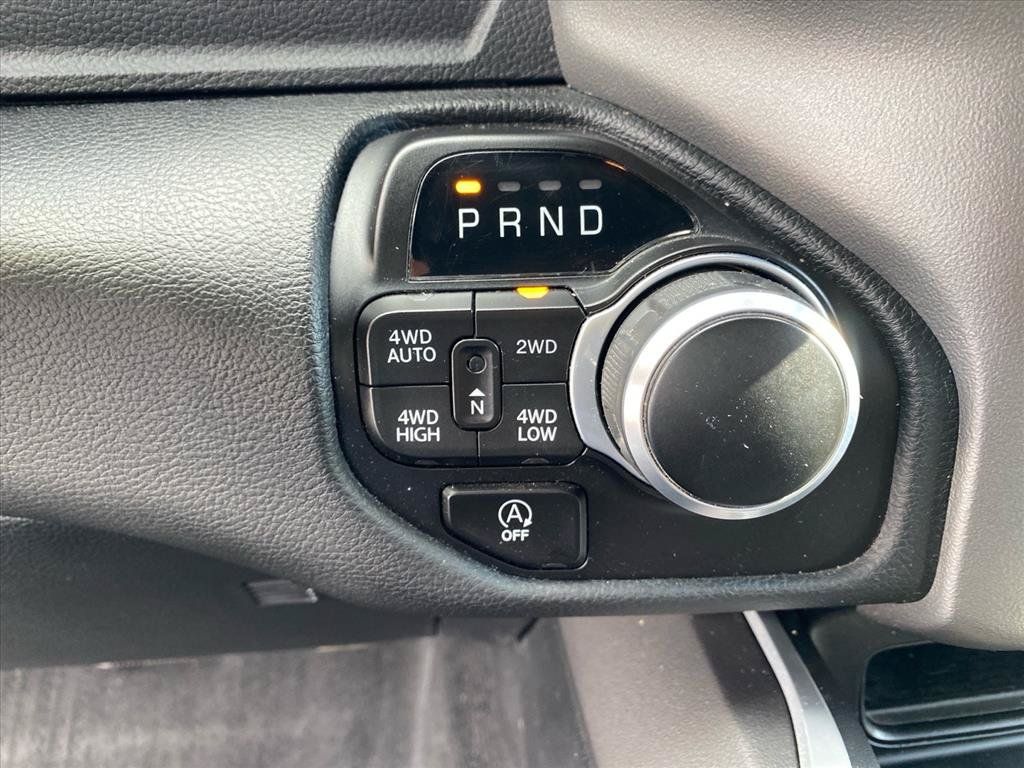 Used 2022 RAM 1500 Big Horn AWD/4WD image 12