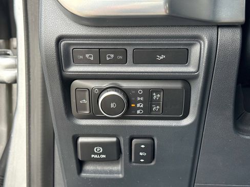 Used 2022 Ford F150 Lariat image 33