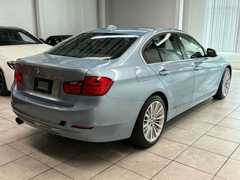 Used 2013 BMW 328i xDrive Sedan AWD/4WD image 9