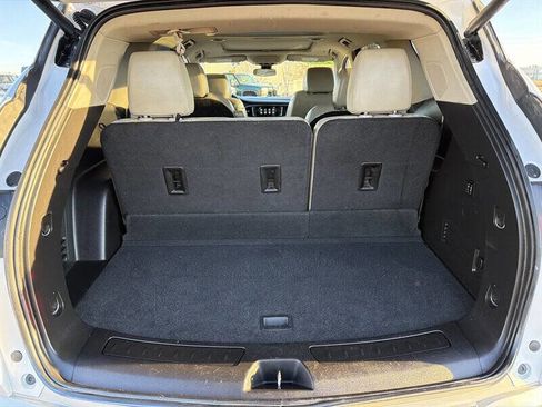 Used 2019 Buick Enclave Premium w/ Experience Buick Package image 20
