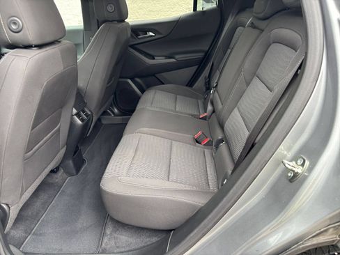 Used 2025 Chevrolet Equinox LT FWD image 22