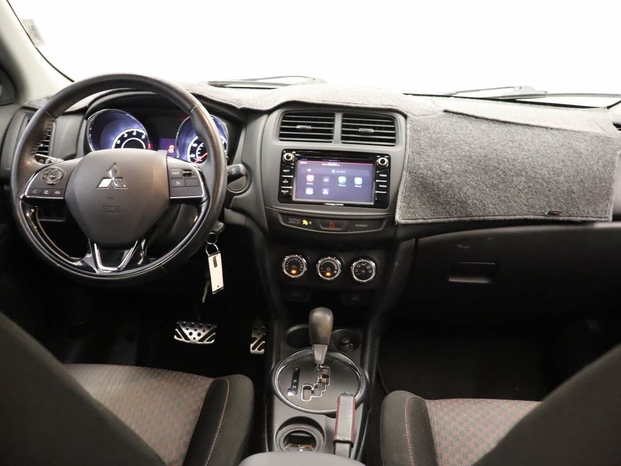 Used 2017 Mitsubishi Outlander Sport LE FWD image 6