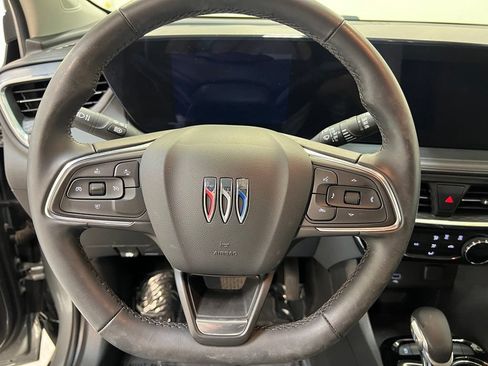 Used 2025 Buick Encore GX Sport Touring FWD image 19