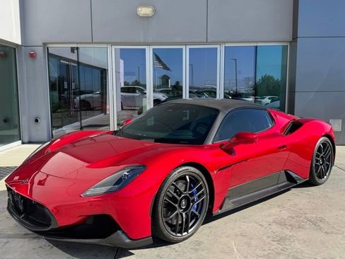 Used 2023 Maserati MC20 Coupe image 3