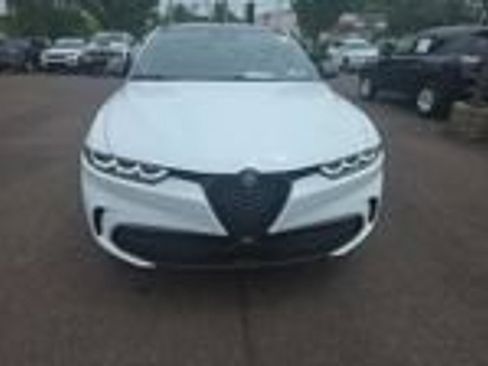 Used 2024 Alfa Romeo Tonale Veloce w/ Active Assist Package AWD/4WD image 7