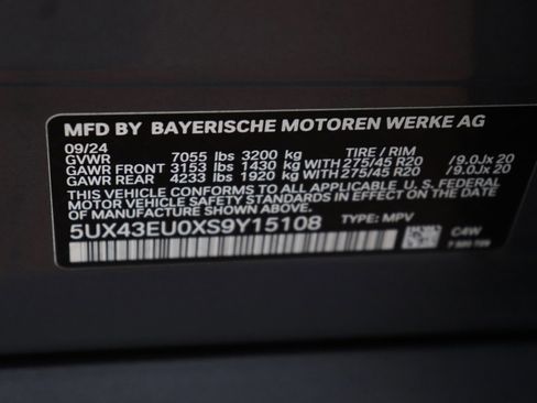 Used 2025 BMW X5 xDrive50e image 10