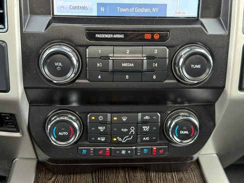 Certified 2021 Ford F250 Lariat w/ Lariat Ultimate Package image 32