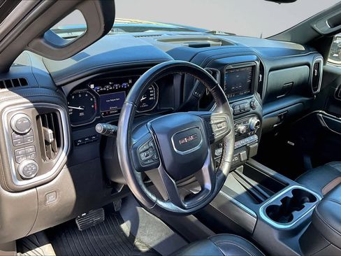 Used 2020 GMC Sierra 1500 AT4 w/ AT4 Premium Package AWD/4WD image 2