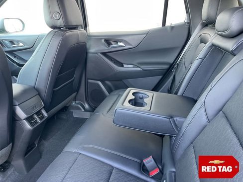 New 2026 Chevrolet Equinox LT w/ Convenience Package II image 24