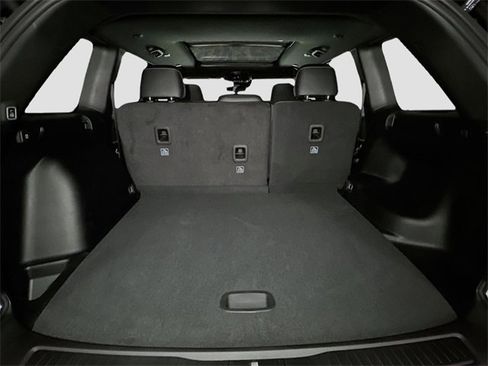 New 2025 Jeep Grand Cherokee Limited w/ Luxury Tech Group II image 30