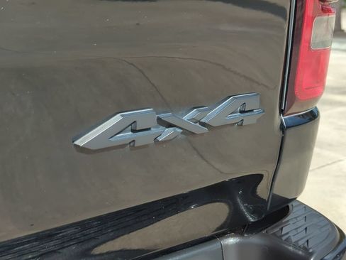 Used 2021 RAM 1500 Big Horn AWD/4WD image 6