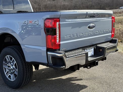New 2026 Ford F250 Lariat w/ Lariat Premium Package AWD/4WD image 11
