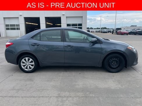 Used 2014 Toyota Corolla LE FWD image 6