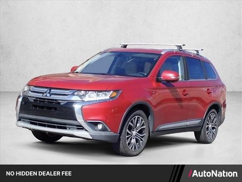 Used 2018 Mitsubishi Outlander GT AWD/4WD image 1