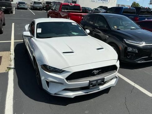 Used 2020 Ford Mustang Coupe w/ Equipment Group 101A RWD image 4
