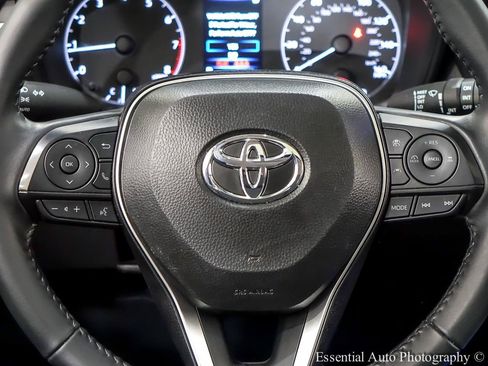 Used 2024 Toyota Corolla Cross LE w/ Moonroof Package FWD image 19
