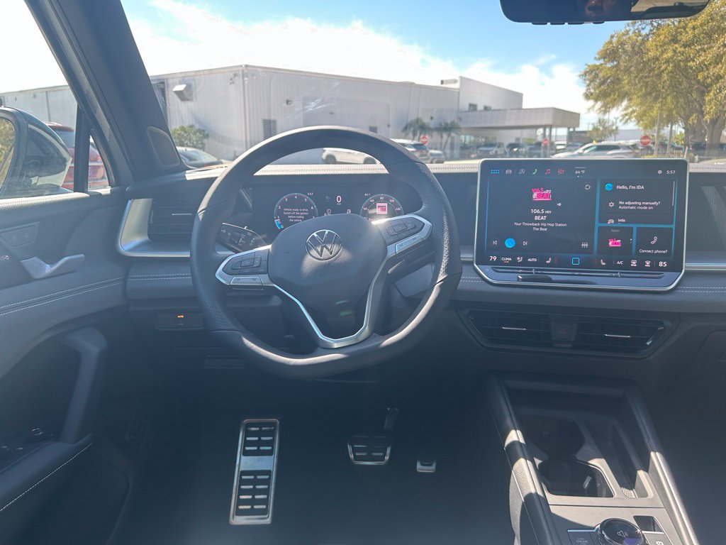 New 2026 Volkswagen Tiguan SE R-Line FWD image 53