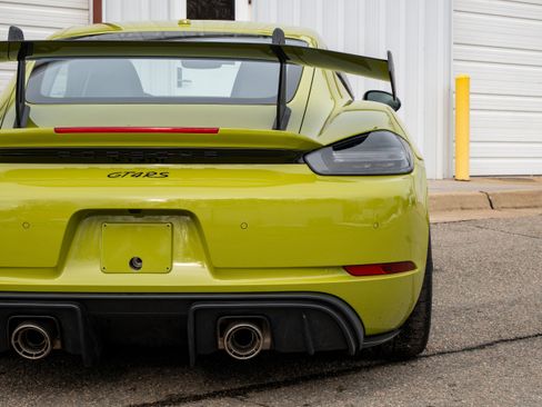 Used 2025 Porsche 718 Cayman GT4 RS image 16