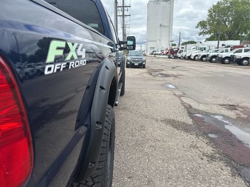 Used 2010 Ford F350 Lariat image 22