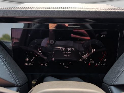 New 2026 GMC Yukon XL Denali w/ Sun & Power Step Package AWD/4WD image 13
