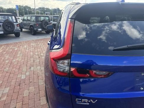 Used 2023 Honda CR-V Sport image 18
