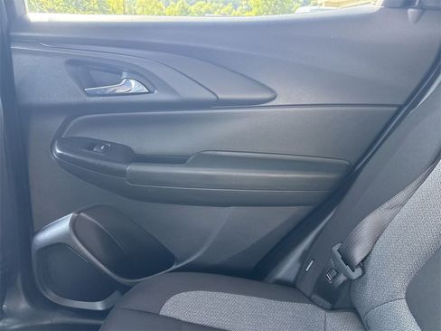 Used 2021 Chevrolet TrailBlazer LT image 23