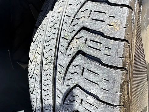 Used 2012 Toyota Camry XLE image 11