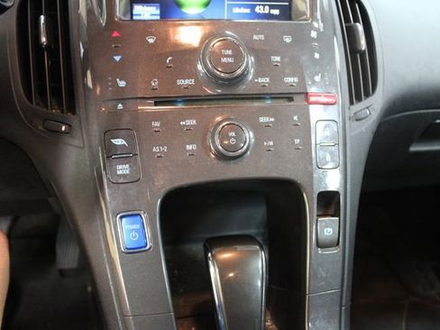 Used 2015 Chevrolet Volt FWD image 20