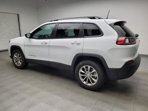 Used 2022 Jeep Cherokee Latitude Lux w/ Sun & Sound Group AWD/4WD image 3