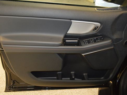 Used 2025 Ford Expedition Max Active AWD/4WD image 15