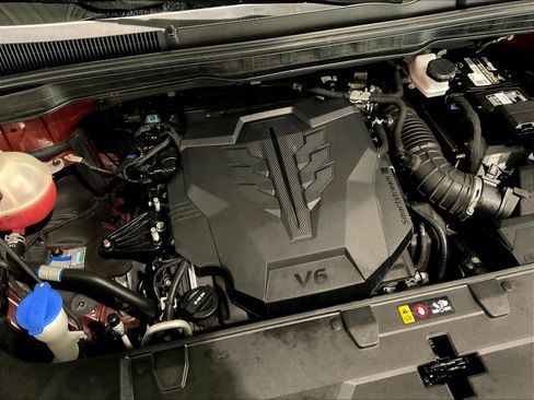 Used 2022 Kia Carnival EX FWD image 31