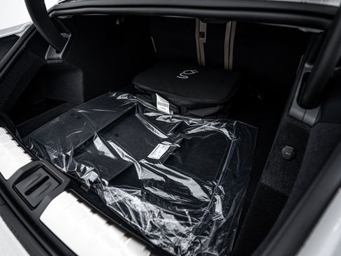 New 2025 Porsche Taycan image 25