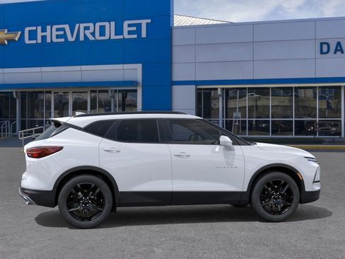 New 2025 Chevrolet Blazer LT w/ Convenience Package image 5