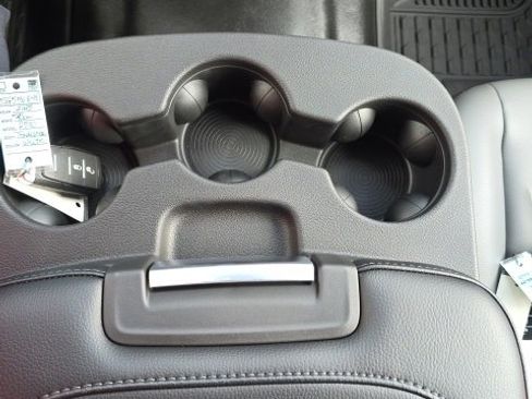 Used 2025 RAM 2500 Tradesman w/ Chrome Appearance Group image 26