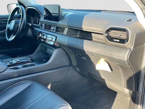 Used 2024 Honda Pilot Elite image 32