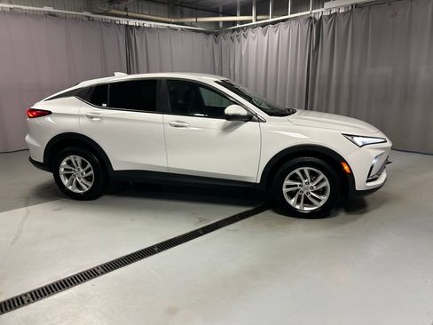 Used 2025 Buick Envista Preferred FWD image 8