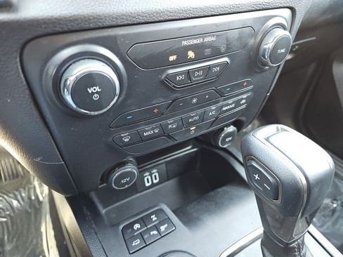 Used 2019 Ford Ranger XLT w/ Black Appearance Package image 24