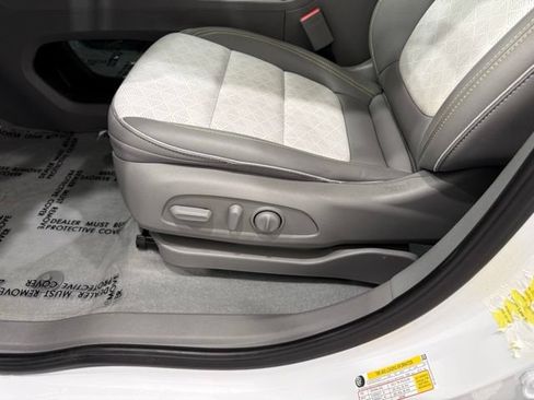 Used 2023 Chevrolet Bolt EUV Premier w/ Sun & Sound Package FWD image 12