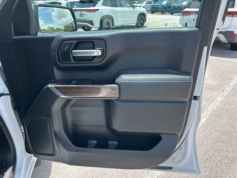 Used 2020 Chevrolet Silverado 1500 LT RWD image 35
