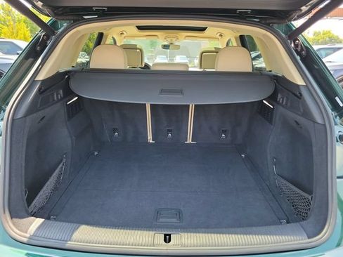 Used 2019 Audi Q5 2.0T Premium Plus w/ Premium Plus Package AWD/4WD image 8