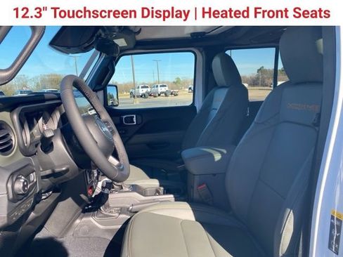 New 2026 Jeep Gladiator Mojave image 13