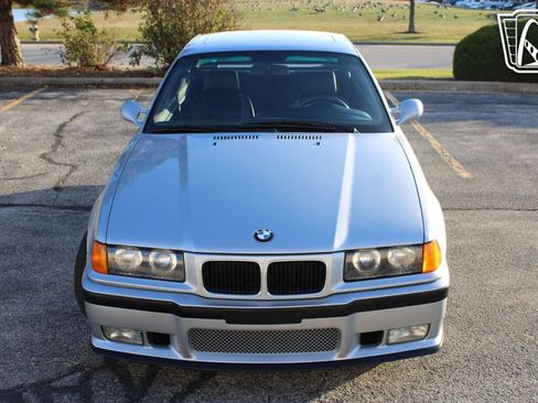 Used 1995 BMW M3 Coupe image 23