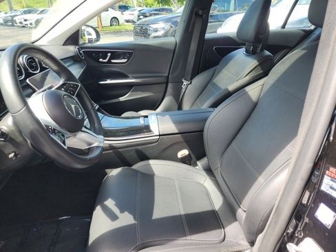 Used 2025 Mercedes-Benz C 300 Sedan image 18